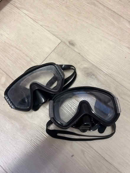 Photo of free 2x goggles (Cheltenham) #1