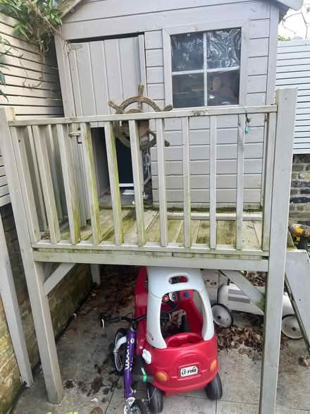 Photo of free Children’s play house (Clapham South SW12) #3