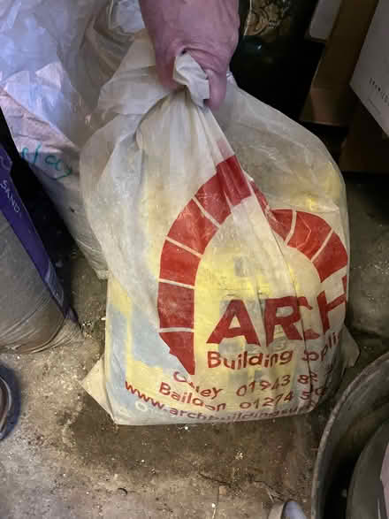 Photo of free bag of cement (Cross Green LS21) #1