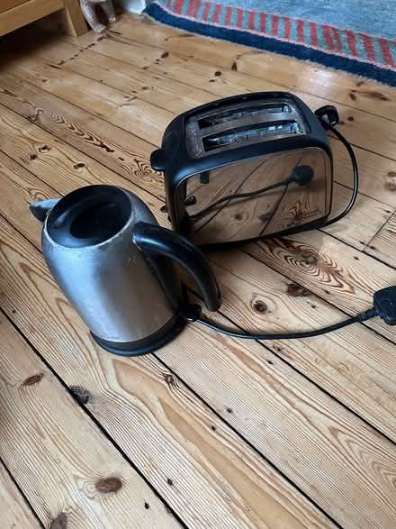 Photo of free Toaster and kettle (Cheltenham) #1