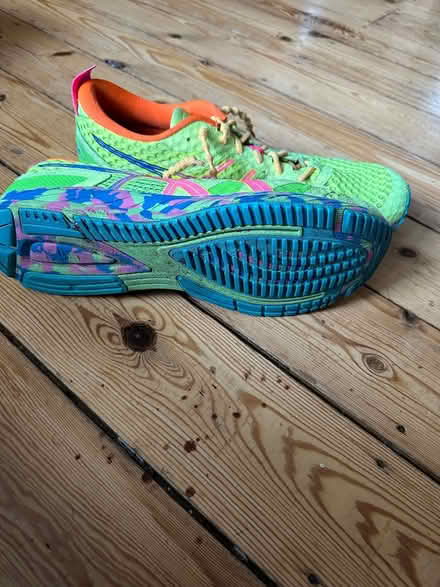 Photo of free ASICS gel noosa trainers size (Cheltenham) #2
