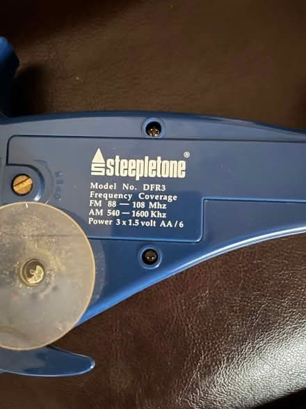 Photo of free Dolphin AM/FM Shower Radio (WN7) #3