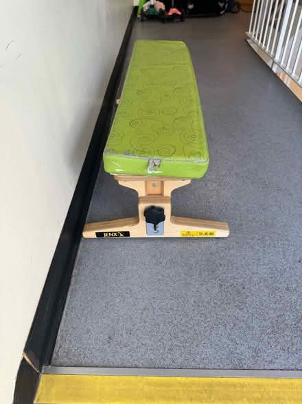 Photo of free Small bench (Hammersmith) #2