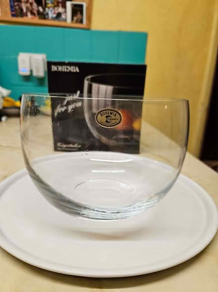 Photo of free Bohemia glass serving bowl as new (Warwick CV34) #2