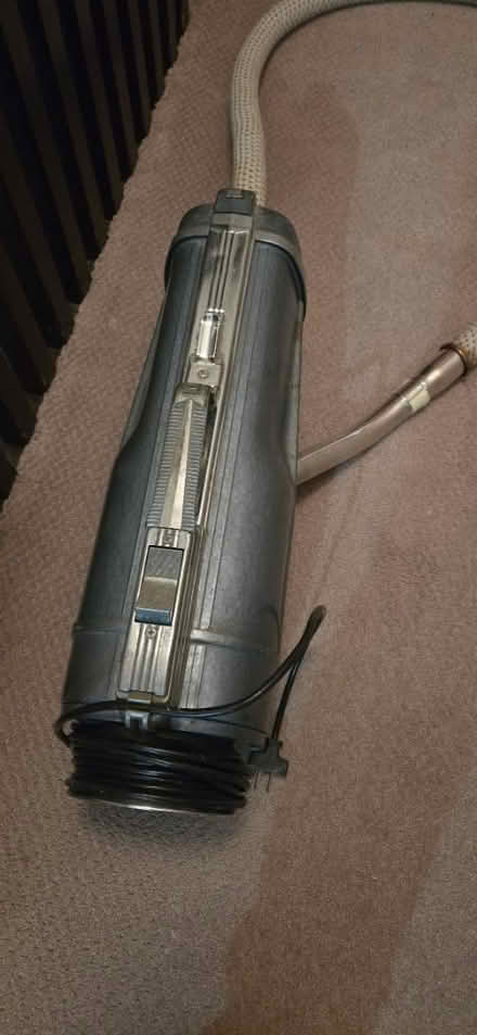 Photo of free Vintage Electrolux Vacuum Cleaner (Mt.Pleasant and Eglinton area) #2