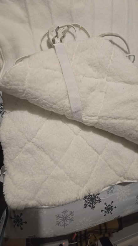 Photo of free Silentnight Heated Underblanket (DE22) #2