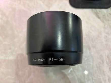 Photo of free Canon fit lens hood (Letchworth SG6) #1