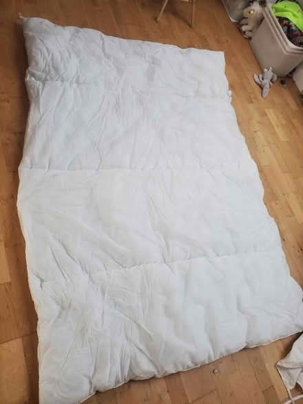 Photo of free Tesco 10 Tog single duvet never used (Colinton EH13) #1