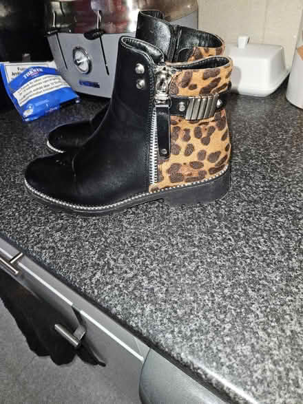 Photo of free Size 5 boots (Hackenthorpe S12) #1