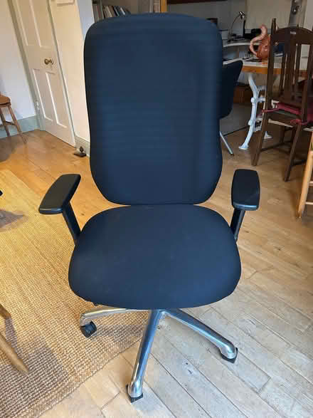 Photo of free Office chair (Gospel Oak NW5) #1