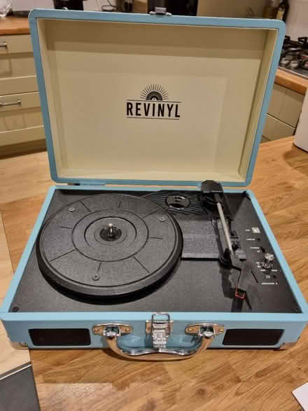 Photo of free Record player (Liss) #1