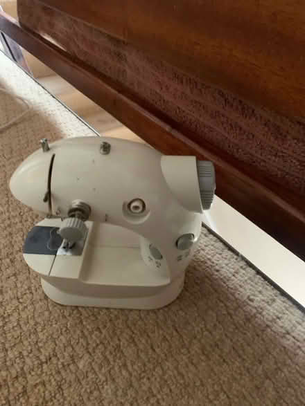 Photo of free Small sewing machine (Pond Park HP5) #1