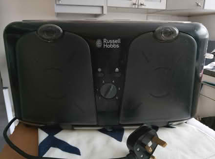 Photo of free Toaster and kettle (N5 Highbury) #2