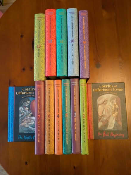 Photo of free Lemony Snicket's A Series of Unfortunate Events - full set o (Sharmans Cross B91) #1
