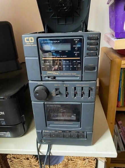 Photo of free Radio (OX33 Horspath) #1