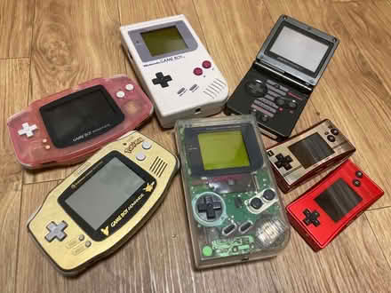 Photo of Gameboy games/accessories (Chingford Mount E4) #2