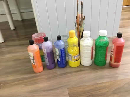 Photo of free Poster paints and brushes (Broxbourne EN10) #1