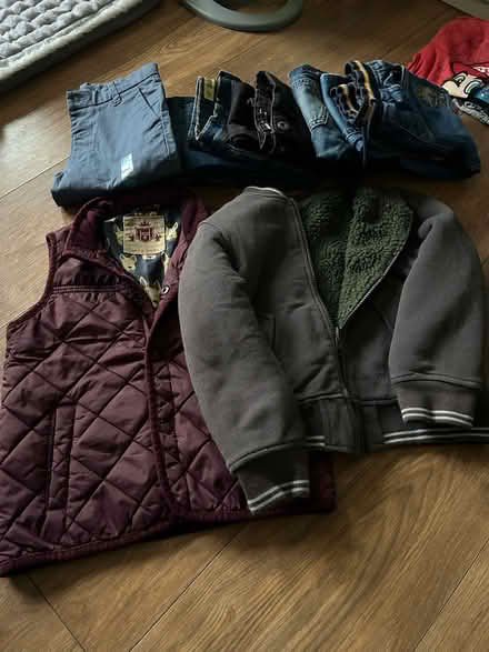 Photo of free Boys clothes age 4-5 (B32) #1