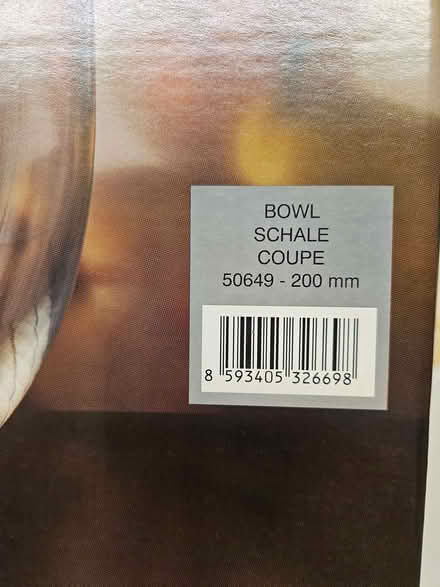 Photo of free Bohemia glass serving bowl as new (Warwick CV34) #1
