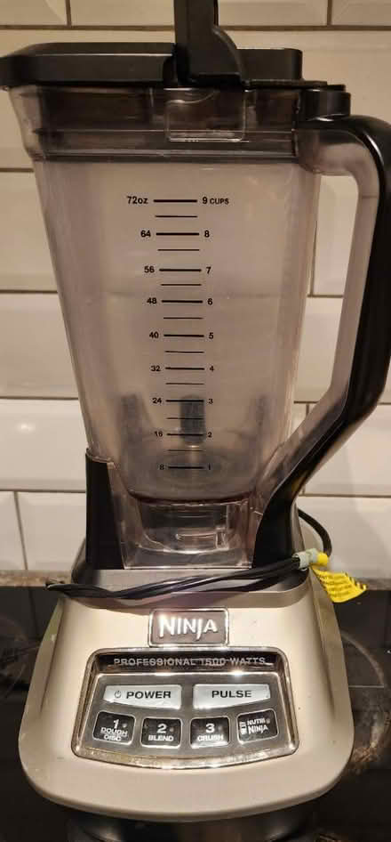 Photo of free Broken blender for repair/parts (SW19) #1