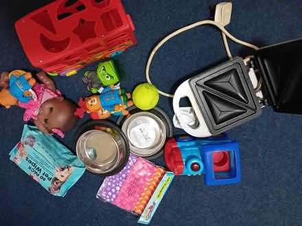 Photo of free Pets wipes and the rest (Tooting) #1