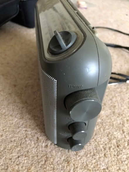 Photo of free Radio (Whitegrove RG42) #2