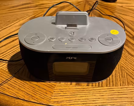 Photo of free iHome alarm clock radio (South end of Boulder) #1