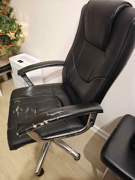 Photo of free Office Chair (Stepney Green) #2