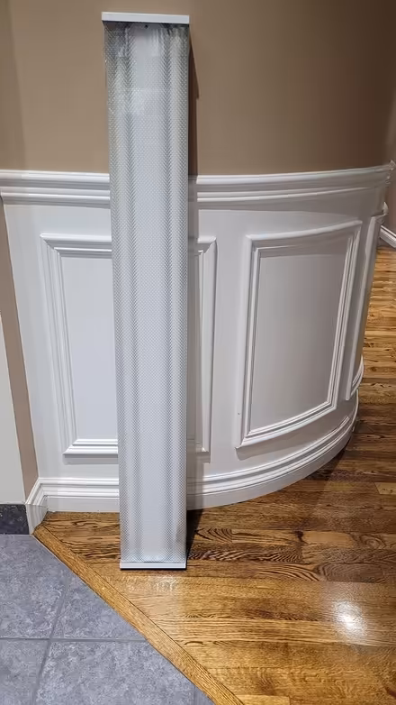 Photo of free Tube light fixture (Moodie Drive and Carling Ave) #1