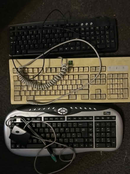 Photo of free old keyboards (BR5) #1