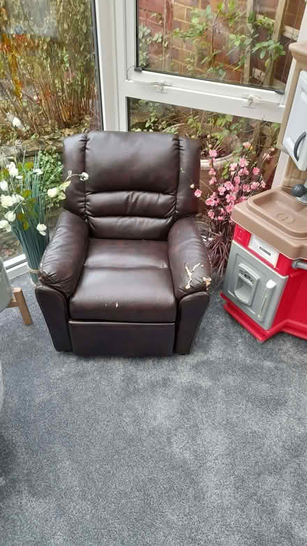 Photo of free kiddies reclining chair (Surrey Heath GU16) #1