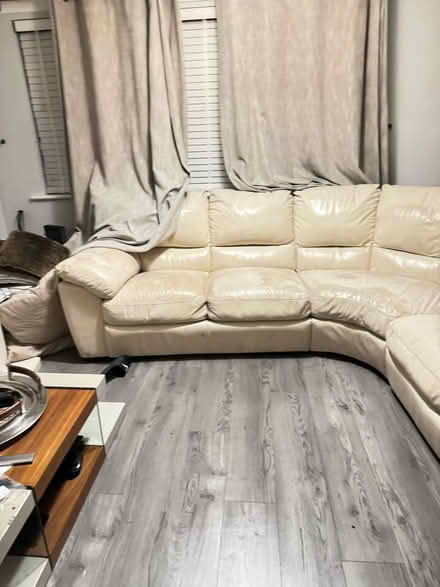 Photo of free Corner sofa (cream) (Ellesmere Port) #1