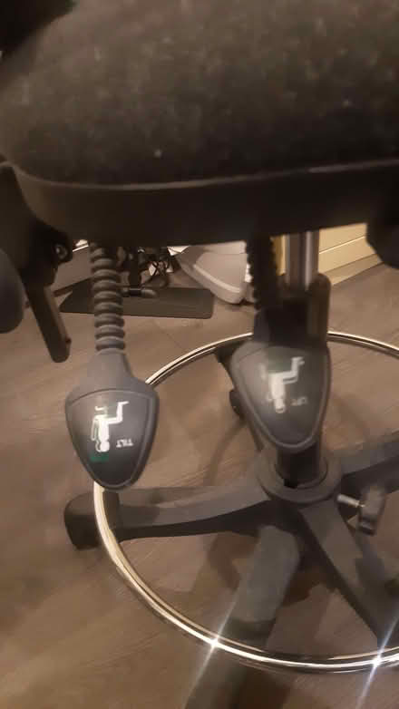 Photo of free Draughtsman's chair, adjustable (Little Downham CB6) #4
