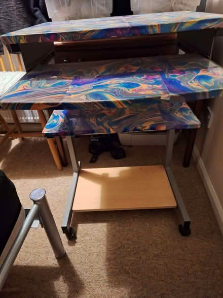 Photo of free Small computer desk. (IP1) #2