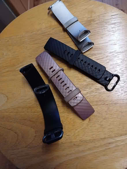 Photo of free Fitbit 4 compatible straps (Morley DE21) #1