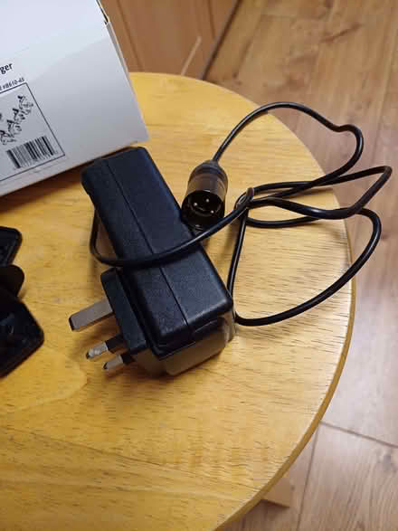 Photo of free Lithium battery charger (Morley DE21) #1