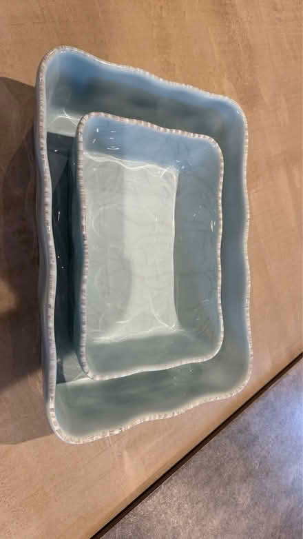 Photo of free Various dishes, bowls Pirex ect (Kings Hill) #1