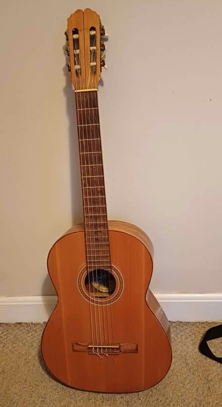 Photo of free Spanish guitar (Royal Leamington Spa CV32) #1