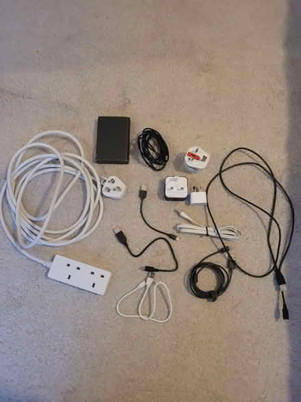 Photo of free Cables, plugs and battery pack (NW5) #1