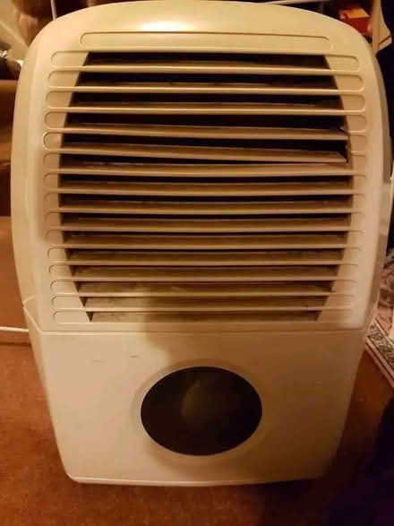 Photo of free Non working Humdifier spares or repair (Gledhow LS8) #3