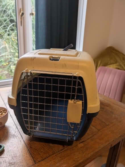 Photo of free Cat carrier (N1 Highbury and Islington) #1