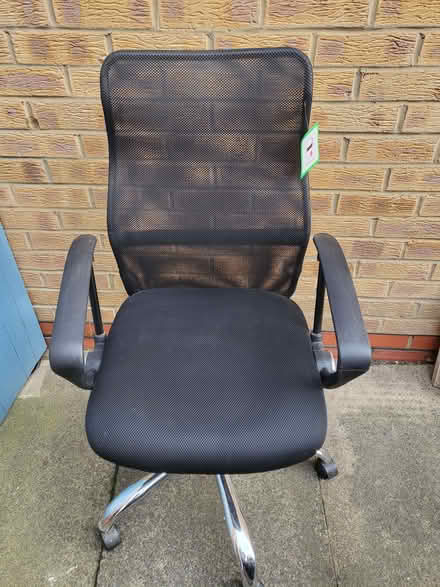 Photo of free Office / Computer Chair. (Crook DL15) #3