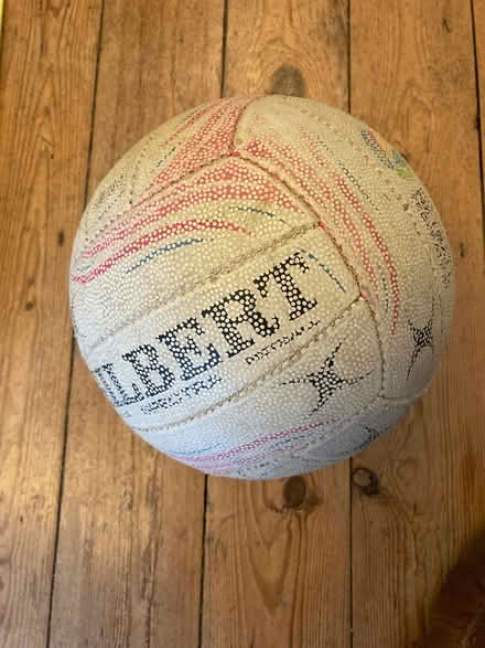 Photo of free A netball! (Berkhamsted HP4) #1