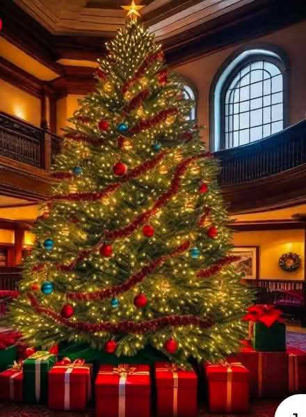 Photo of Christmas decorations (NW10 1ph) #1