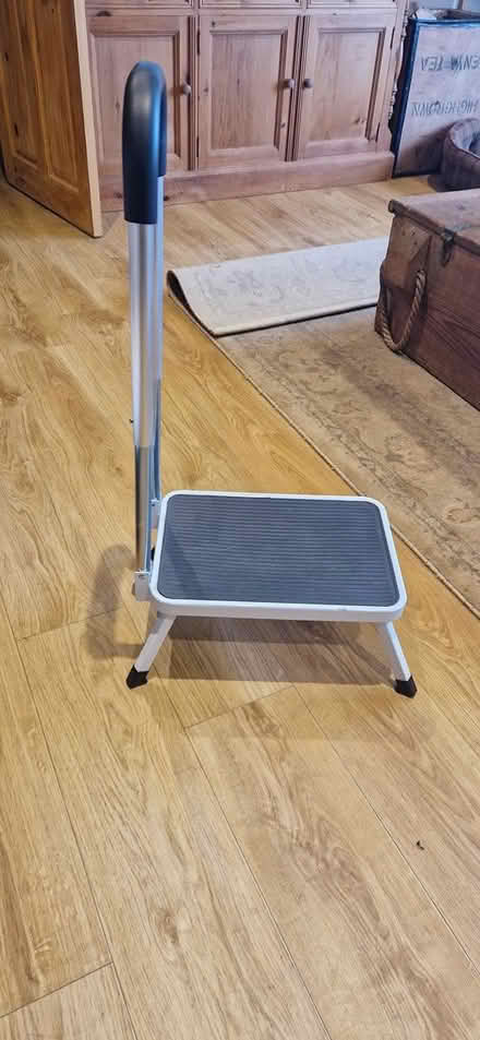 Photo of free Step with handle (Kirkcambeck CA8) #1