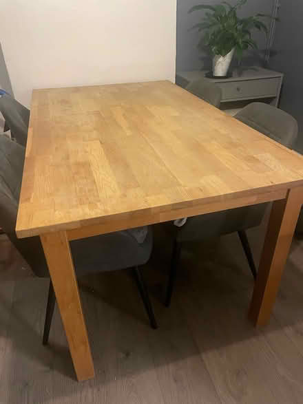Photo of free Solid Oak dining table (BR1) #1