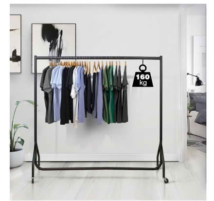 Photo of free clothes rail (SG5) #1