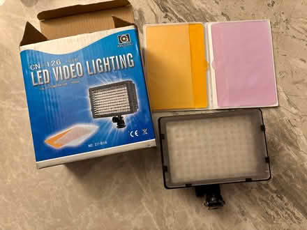 Photo of free Video/ Macro LED light (Letchworth SG6) #1