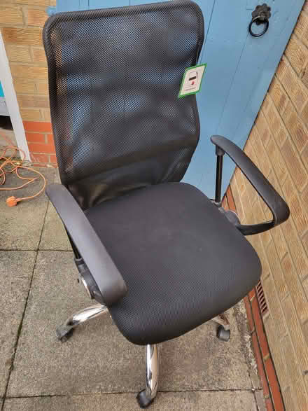 Photo of free Office / Computer Chair. (Crook DL15) #1