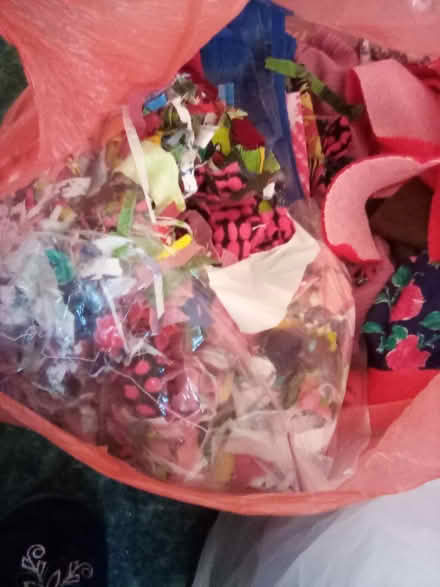 Photo of free Fabric (CT9) #2